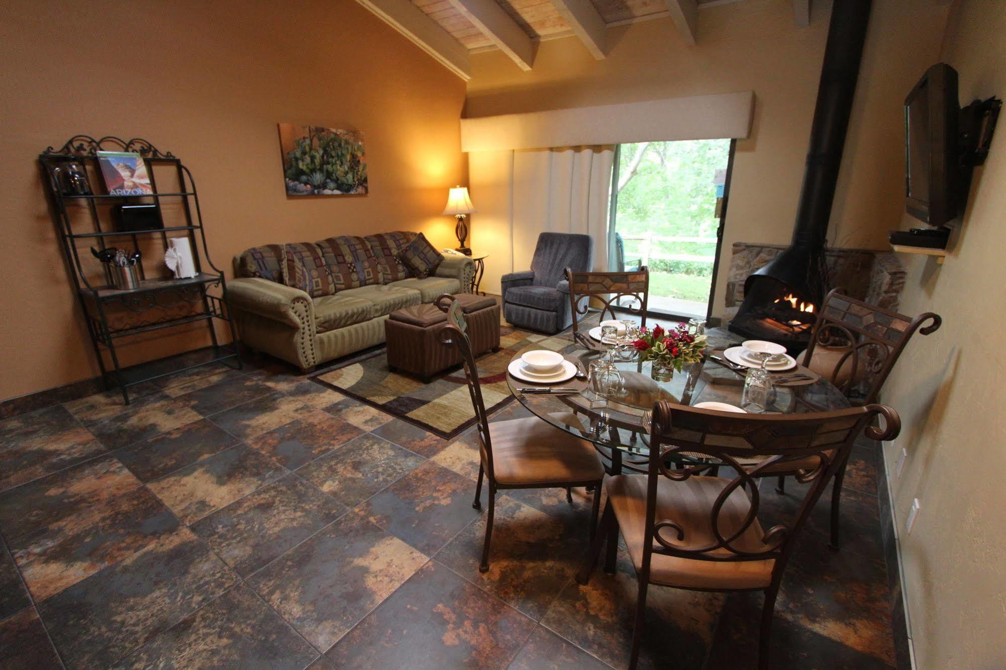 Villas At Poco Diablo Sedona Luaran gambar