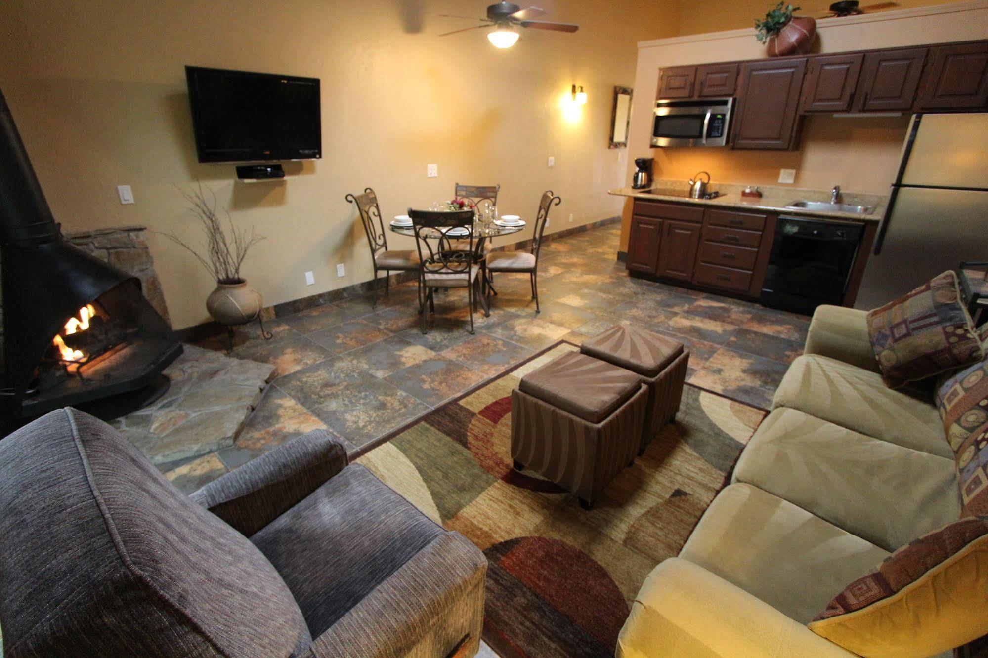 Villas At Poco Diablo Sedona Luaran gambar